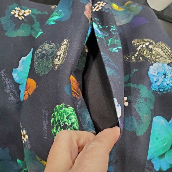 Club Monaco Women's Aurelie Dress Fit & Flair Flowers Butterfly V-Neck Pockets 4 - Picture 12 of 12